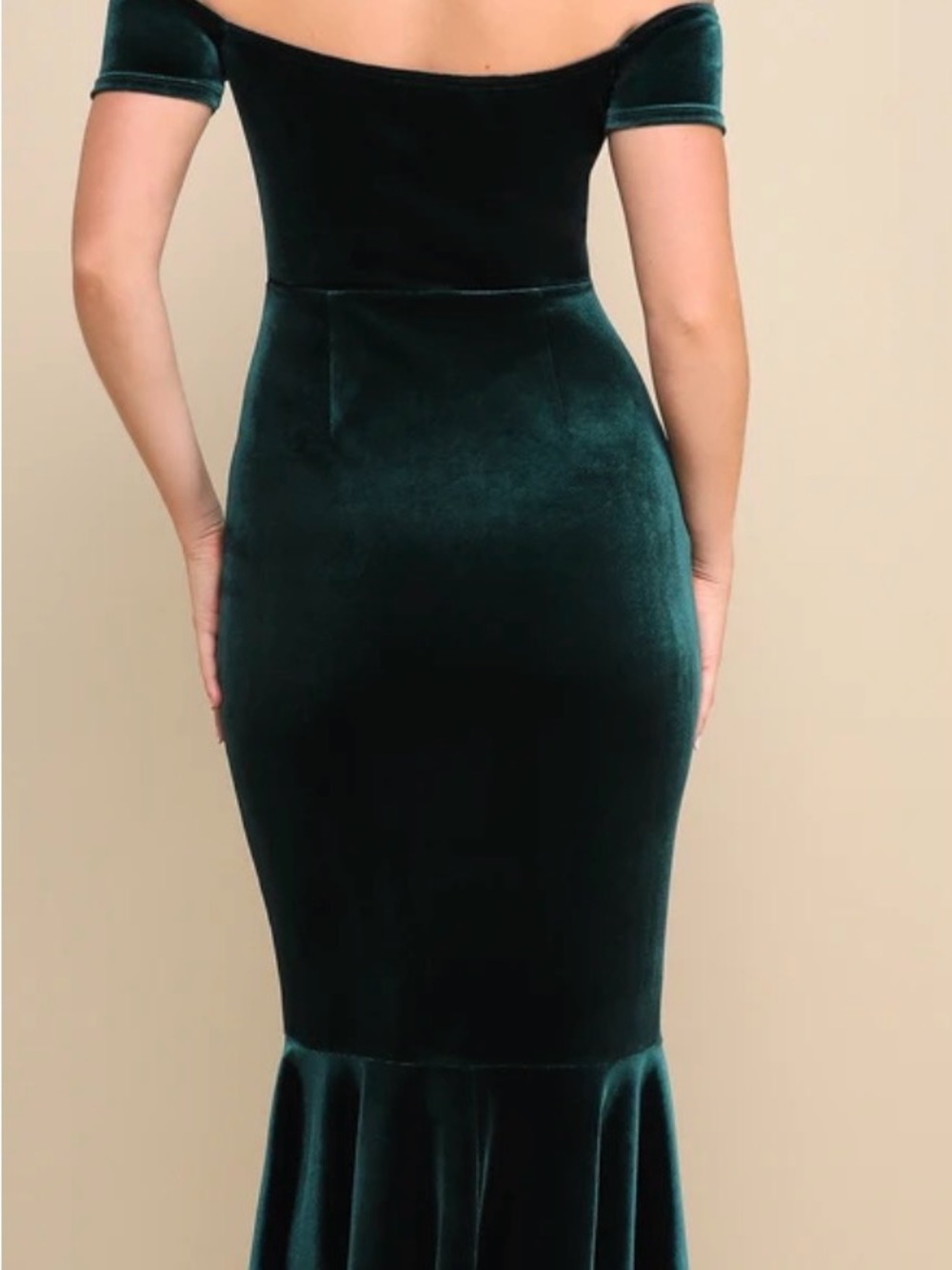 Lulu's Dark Emerald Off-Shoulder Velvet Mermaid Midi Dress - Picture 3 of 11